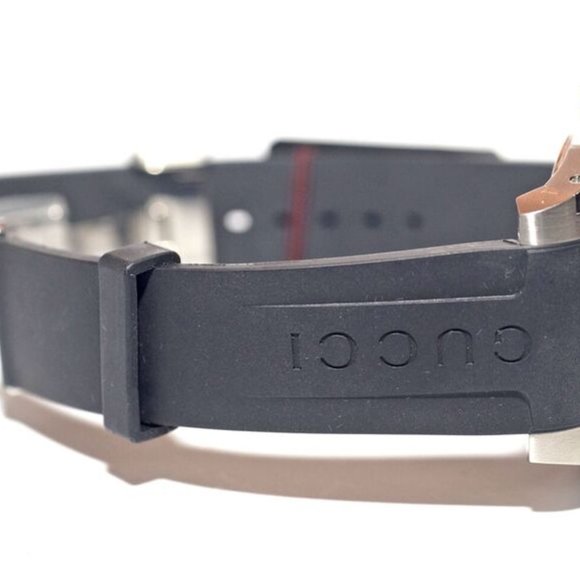 Gucci Dive Swiss Made, Snake Black Dial Quartz Watch, Brand New w/ Box YA136323 - Picture 6 of 8